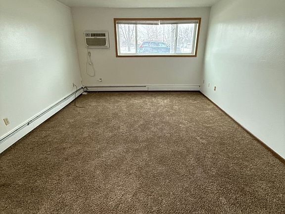 4th image of 1506 10th Ave NE #1