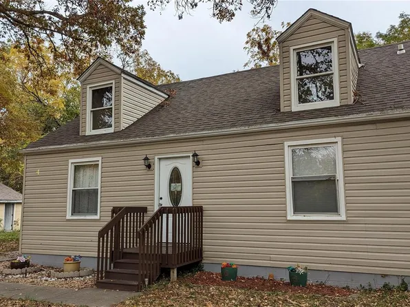 4 Martin St, Belleville, IL 62223