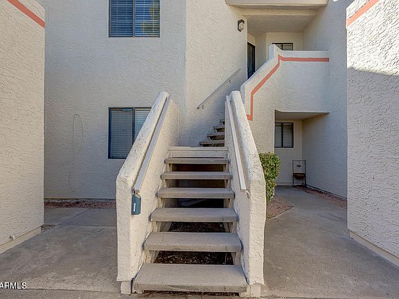 3rd image of 985 N Granite Reef Rd Unit 134