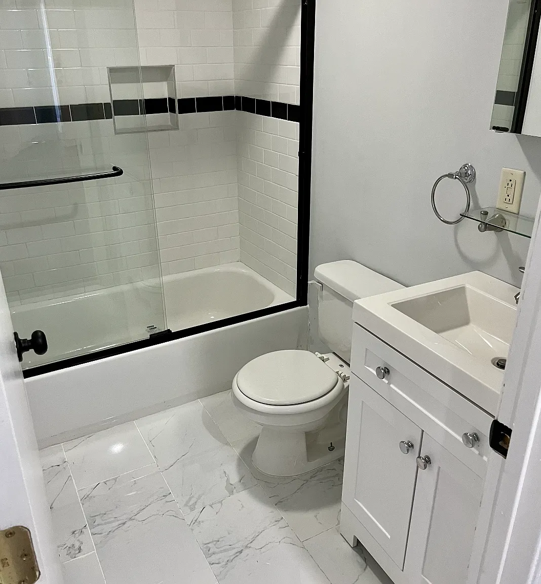1 bed, 1000 sqft, $1,400 — Photo 3
