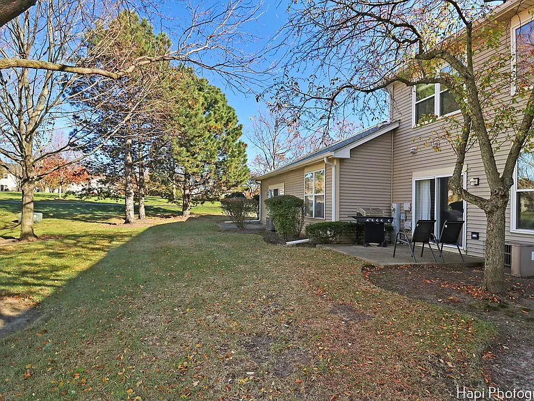615 Littleton Trl — Photo 23