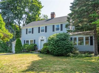 465 Ridge Rd, Hamden, CT 06517