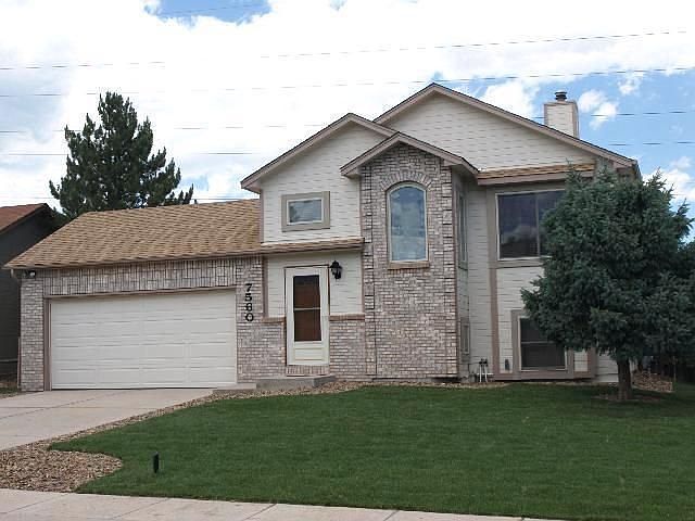 Beautiful Home w/Pella Stove, Hardwood Floor & Vaulted Ceiling In Living Room!