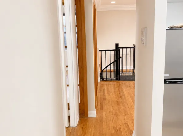 126 West 82nd Street image 1 of 10