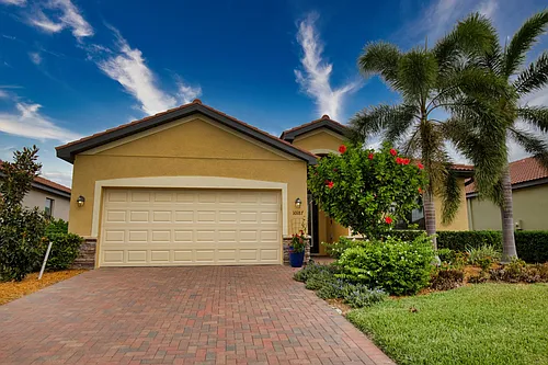 10187 Crooked Creek Dr Photo 1