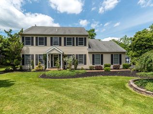 1400 Cinnamon Cir, Fort Washington, PA 19034