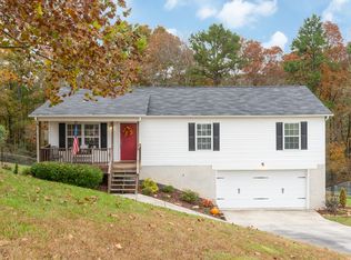 1053 Harvest Knoll Ln, Soddy Daisy, TN 37379