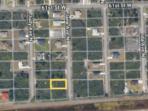 6005 Jane Ave N, Lehigh Acres, FL 33971