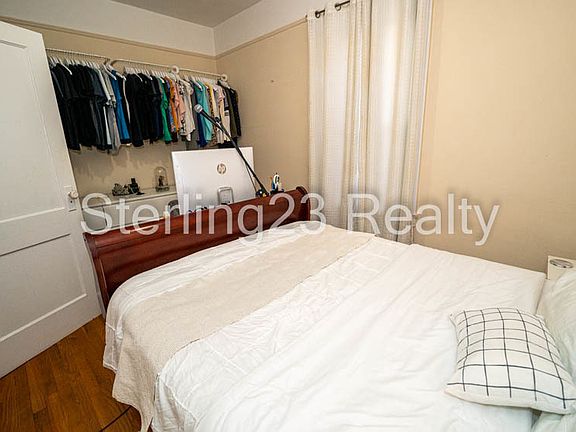 5th image of 2312 36th St APT 2