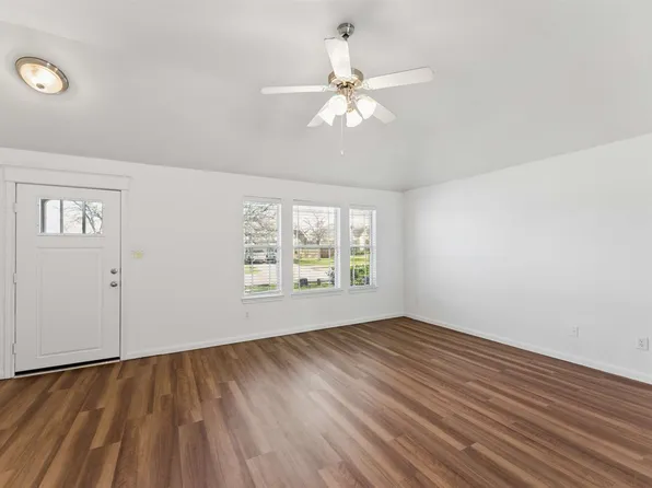 2809 Dawn Spring Dr, Little Elm, TX 75068