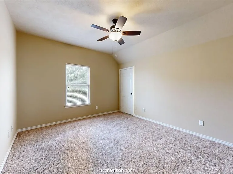 3406 Cullen Trl — Photo 23