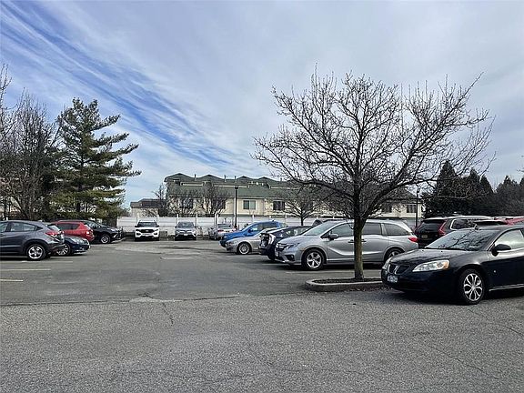 5th image of 348 Aspen Knolls Way