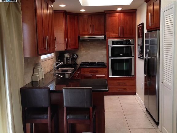 3rd image of 7584 Frederiksen Ln