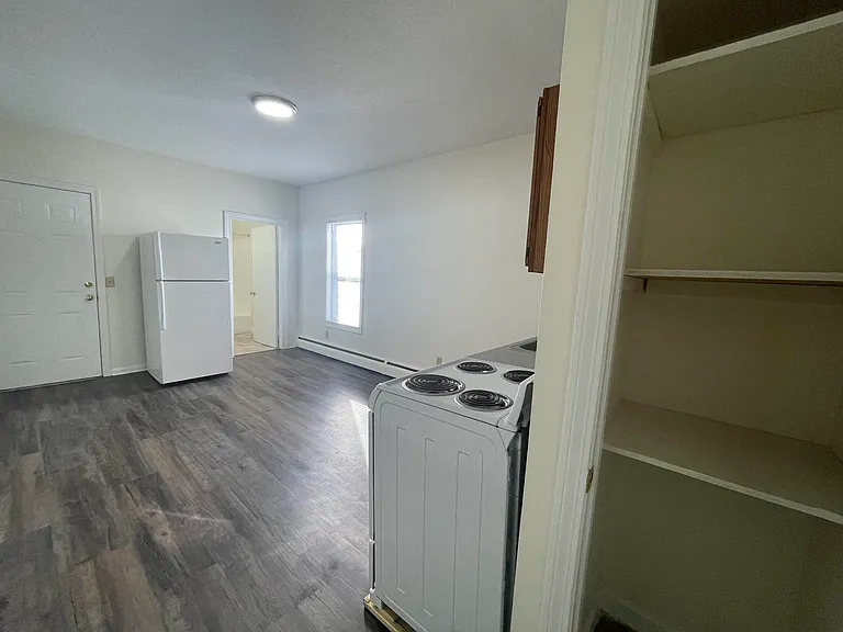 193 N Turner St #3W — Photo 13