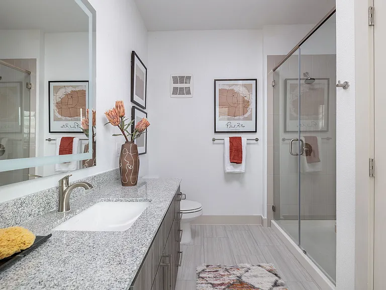 Avelyn San Marcos — Photo 6