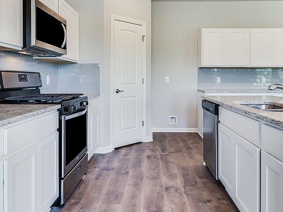 5th image of 3408 Magnolia Cove Ct