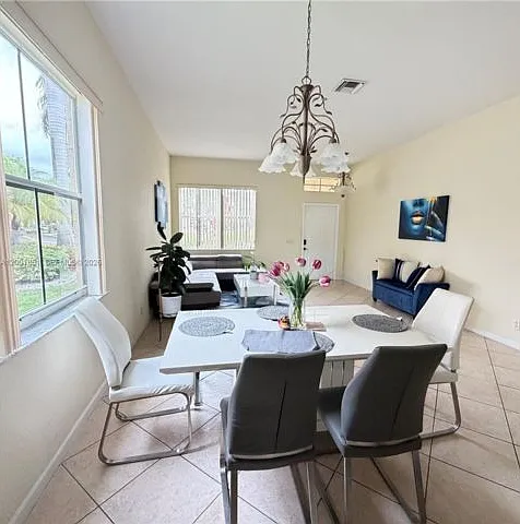1006 Sunflower Cir — Photo 5