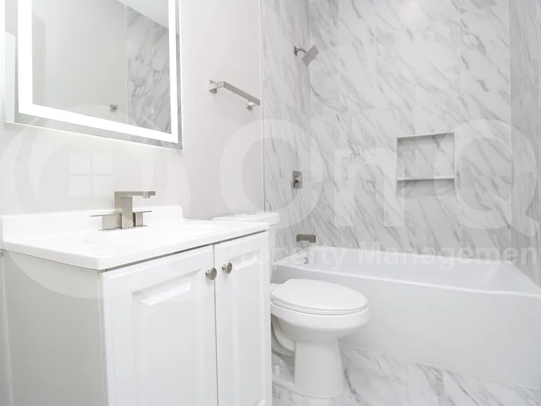 3003 E Kings Ave — Photo 16