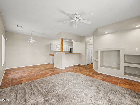 4th image of 1351 N PLEASANT Drive #1086