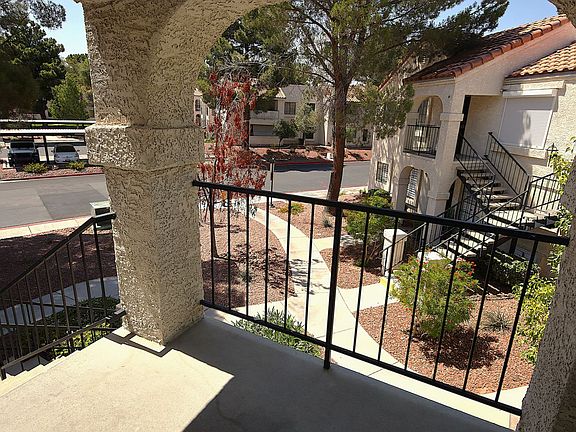 4th image of 4742 Nara Vista Way Unit 203