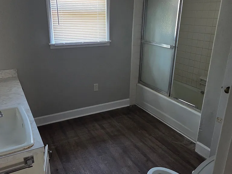 2202 Pearce Ave — Photo 5