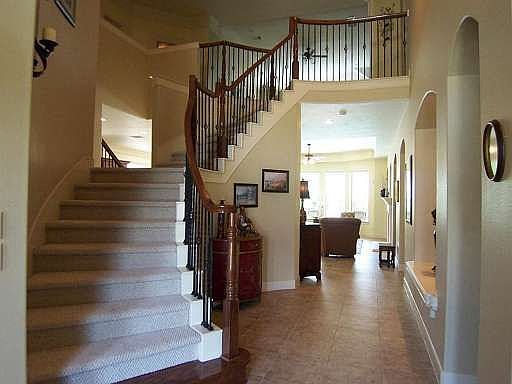 5th image of 6002 Mesa Brook Ln