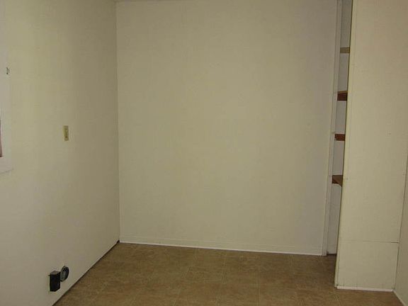 5th image of 3433 Ashurst Dr