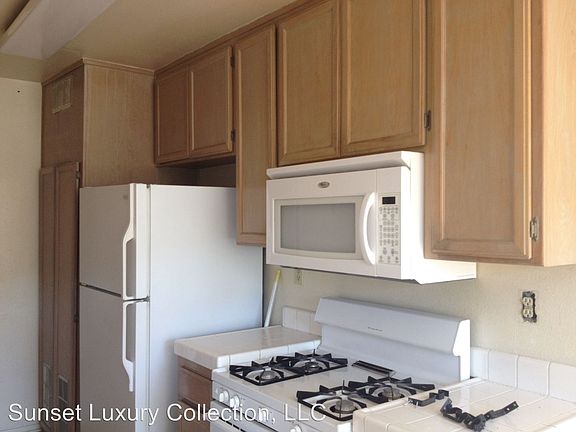 4th image of 7050 Vassar Ave Unit 12