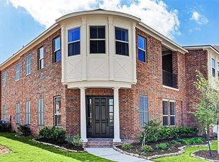 126 Stadium Dr, Sugar Land, TX 77498