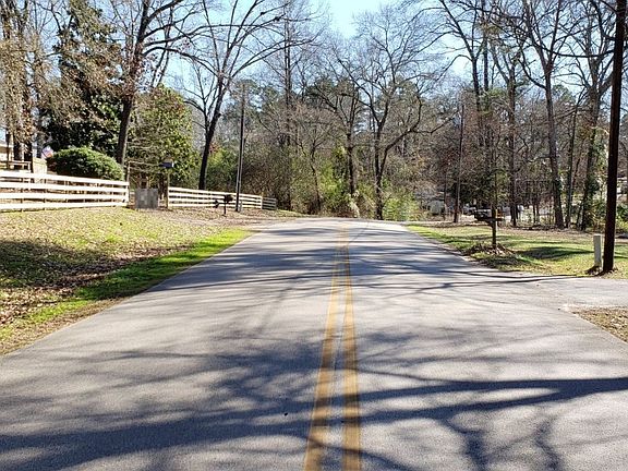 4th image of 10193 Creek Bend Dr