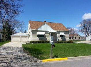 2210 Center St, Green Bay, WI 54304