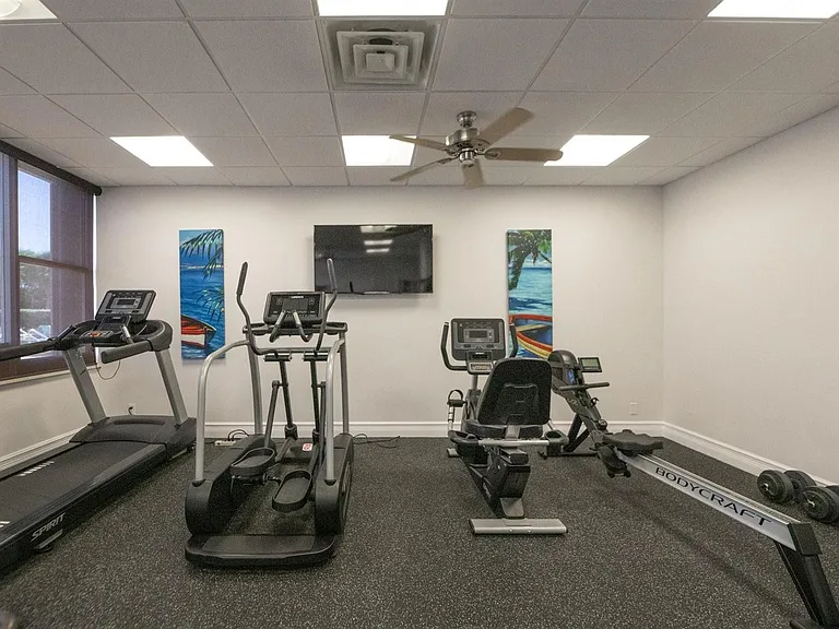 305 N Pompano Beach Blvd #507 — Photo 32