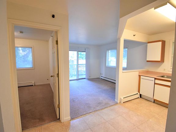 2nd image of 2040 Canyon Blvd