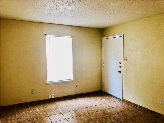 3rd image of 3606 Crestbrook Ct APT 3