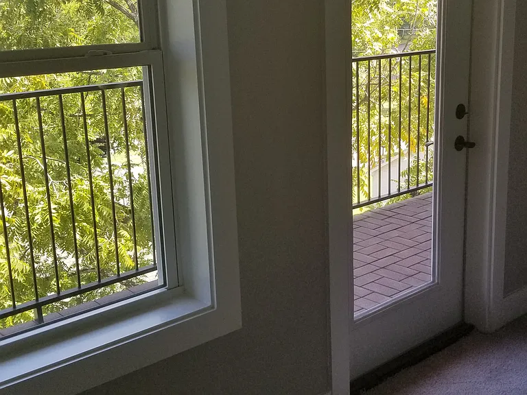 1121 Lawrence Ave #6 — Photo 29