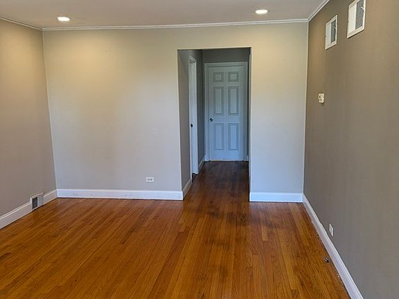 5th image of 521 53rd Ave