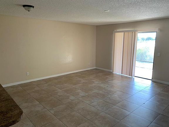 3rd image of 405 Century Blvd