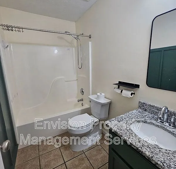479 Lakeshore Dr — Photo 18