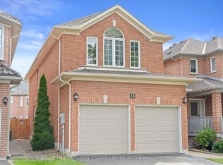 18 Velvet Grass Ln, Brampton, ON L6R 1W6