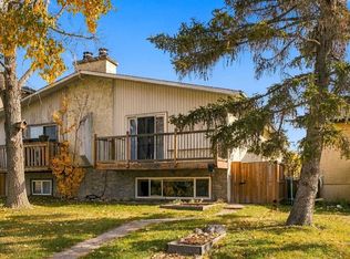4646 W 80th St NW, Calgary, AB T3B 2P3