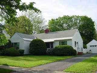 2nd image of 9 Pershing Rd