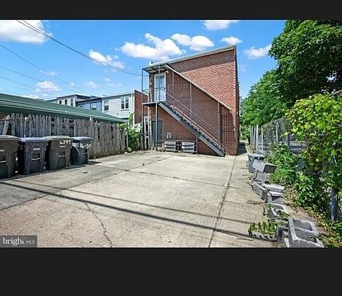3rd image of 1679 Montello Ave NE APT 2