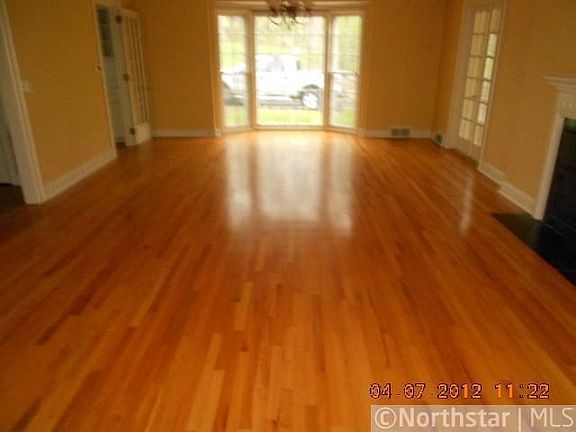 5th image of 2929 Oak Lea Dr