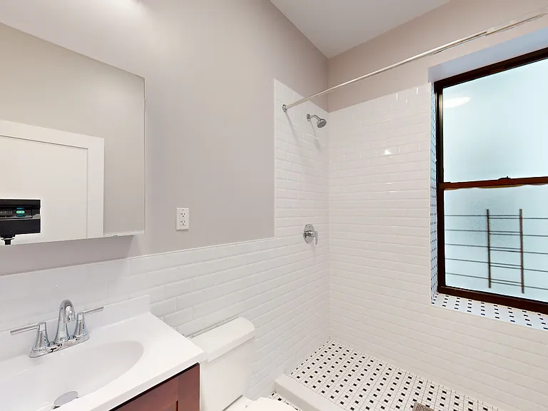 1061 Saint Nicholas Ave #4 — Photo 9