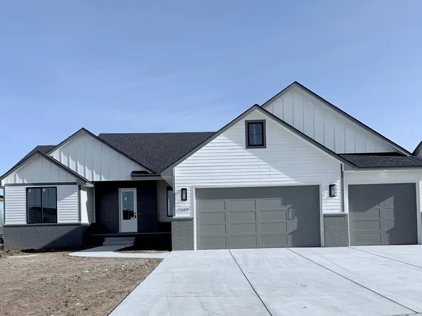 12397 E Woodspring St, Wichita, KS 67226