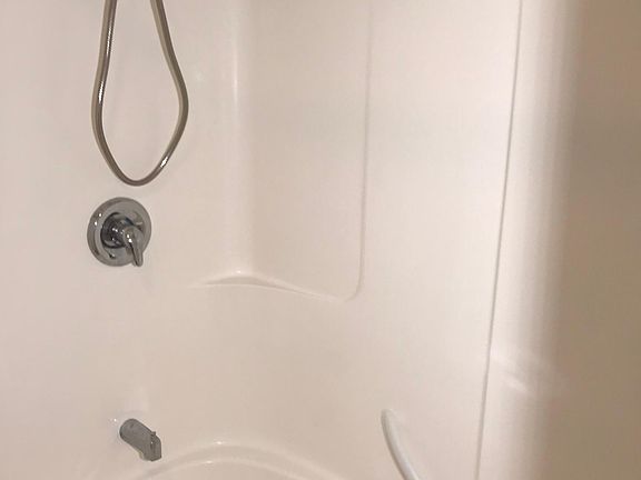 5th image of 925 Highland Ave #5
