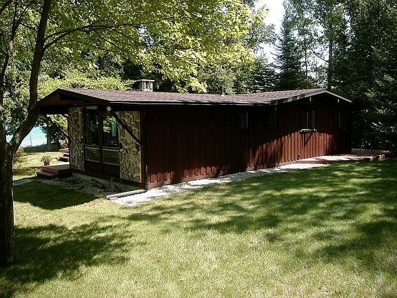 3rd image of 6385 N West Torch Lake Dr