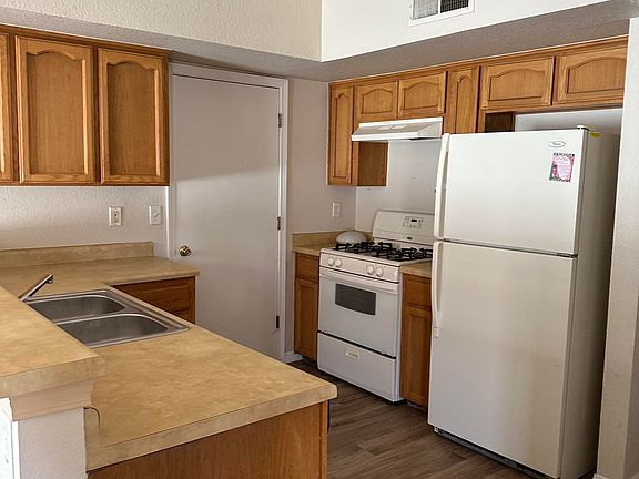 5th image of 3905 Tierra Isla Way