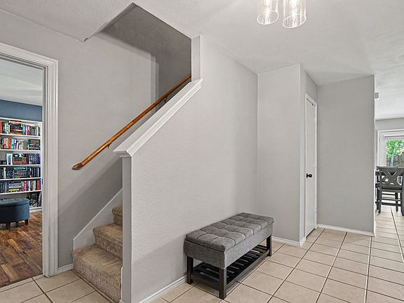 4th image of 3201 Vermont Ave