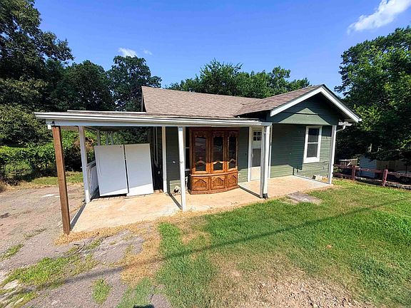 2nd image of 3423 Tatum St